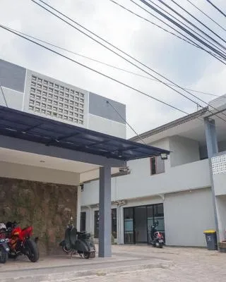 RedDoorz Plus @ Kalpataru
