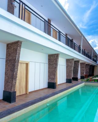 Lega Legi Town House Seminyak by The Lavana