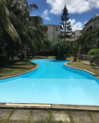 Renovated spacious 4 rooms townhouse with pool near the beach in grand Baie