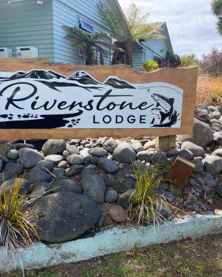 Riverstone Lodge