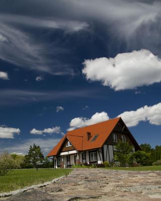 Dom nad jeziorem Bełdany