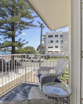 Beachcomber Unit 2 7 Dingle Ave