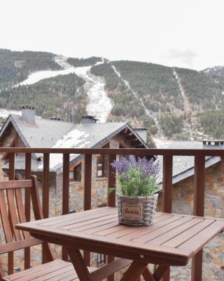 Apartament Ninot Bonito apartamento con vistas a la X de Grandvalira