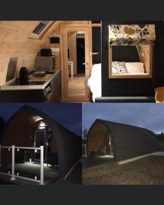 Owls Retreat Glamping Pod with Hot tub