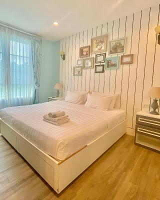 Summer Huahin Condo 2 Bedrooms Pool View Classic Room