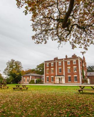 YHA Chester Trafford Hall