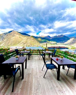 HOTEL KAZBEGI 1963