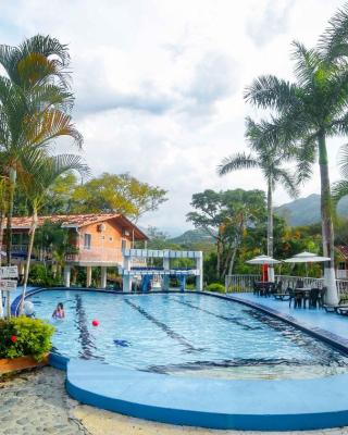 Portón de Occidente by Bernalo Hotels