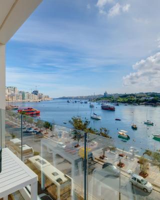 Superlative Apartment with Valletta and Harbour Views