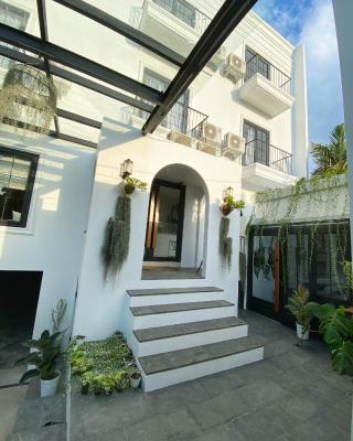 Loewys Home Tanjung Duren Jakarta Barat