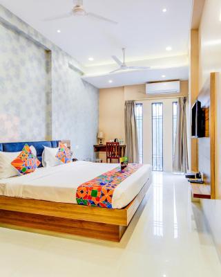 FabHotel 7th Crossing Malviya Nagar