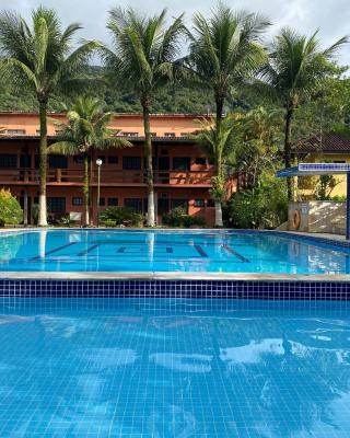 Linda casa em condomínio Sun House Maresias com piscina - 50 m da praia