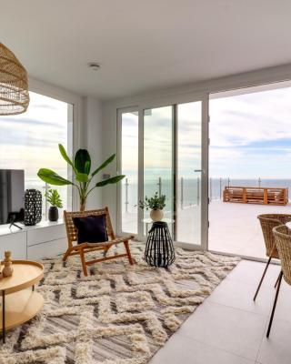 Bayview Hills, luxury 2 bedroom apartment