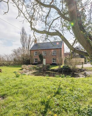 The Farmhouse Boundary Farm Framlingham Air Manage Suffolk