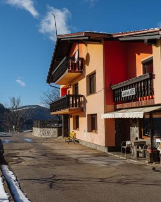 Apartment Jorsi with Mountain View