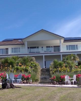 Taipa Coastal Retreat