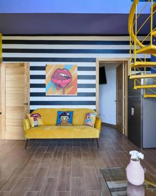Villa Favella-Pop-Art-View-7BR-Jamaca De Dios-Balcony-Dream