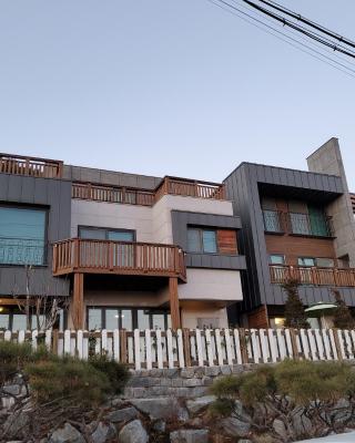 Grace River House-Block B