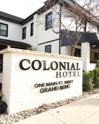 Colonial Hotel & Suites