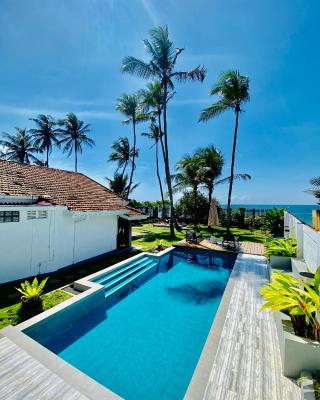SUNSET HOME, Entire Villa, Beachfront, Pool, Private