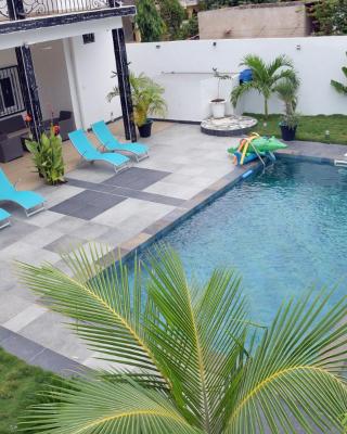 Magnifique villa climatisée avec piscine à Warang - Villa Keur Damel et Linguère