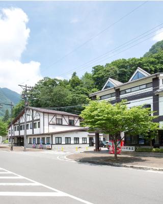 Tateyama Kurobe Alpine Route Senjuso 立山黒部アルペンルート千寿荘