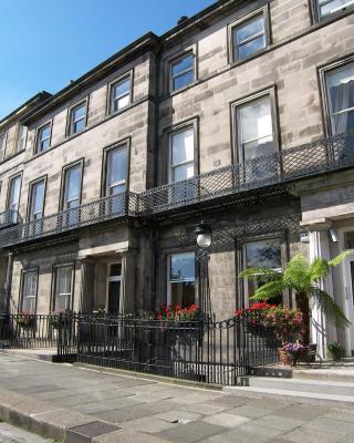 Regent Terrace, Central and Charming, Quiet
