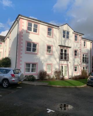 Keswick Ground floor apartment with parking