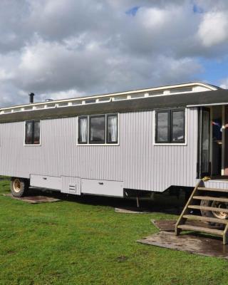 Gypsy Waggon - A villa on wheels