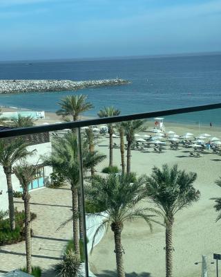 luxury sea view Address Hotel apartment Fujairah