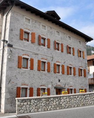 Apartment Albergo Diffuso - Cjasa Fantin by Interhome