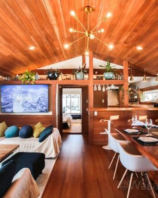 Wasabi Wonderland, Boutique Chalet sleeps 10