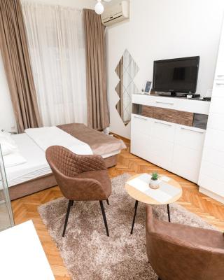 1st Belgrade Apartment
