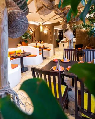 Hotel Luina Beach