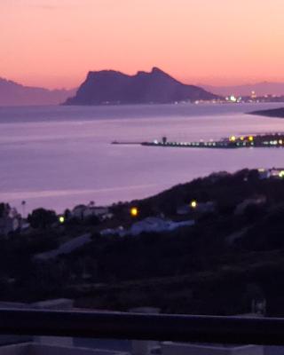 Manilva Townhouse with spectacular views of Gibraltar