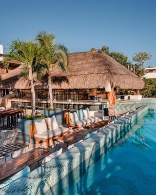 Mayan Monkey Tulum - Social Hotel