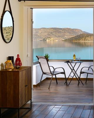 Elounda Harmony Sea front apartment