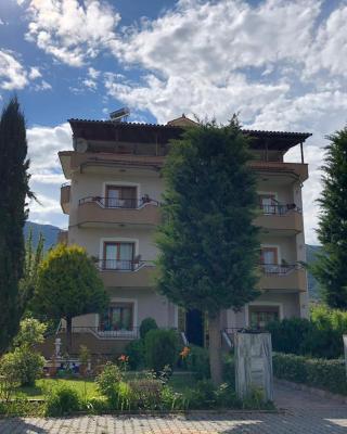 Camping & Guest House Herges