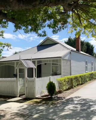 Magnolia Cottage