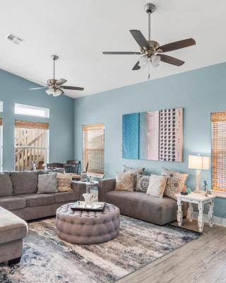 New 5 BDRM W/Pool, Observation Deck Walk to Beach!
