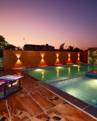 The Majestic Villa by 23 VillaStay - Private Pool & Garden