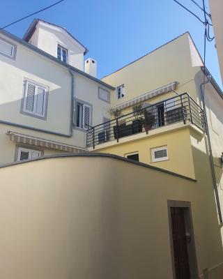 Apartment and Room Marija