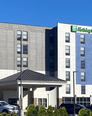 Holiday Inn Express & Suites Central Omaha, an IHG Hotel