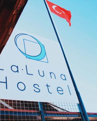 La Luna Hostel