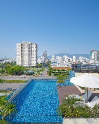 M92 Boutique Da Nang Beach Hotel