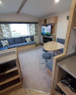 69R Seawick 2 Bedroom Caravan . New for 2022