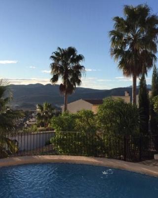 One Bed Apartment overlooking Jalon Valley, Costa Blanca