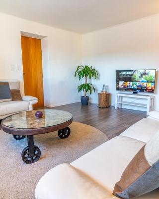 Charmantes Apartment mit grossem Garten .Kids4free.