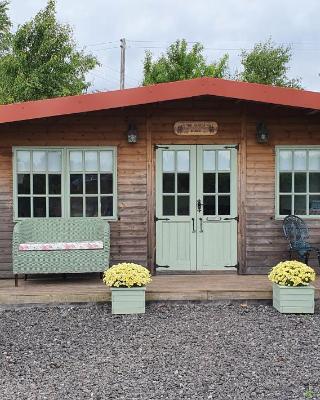 Marshland Alpacas Glamping Lodge