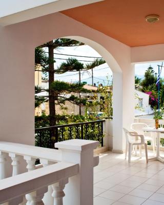Captain Michalis Apartments - 750m from Kalamaki Beach